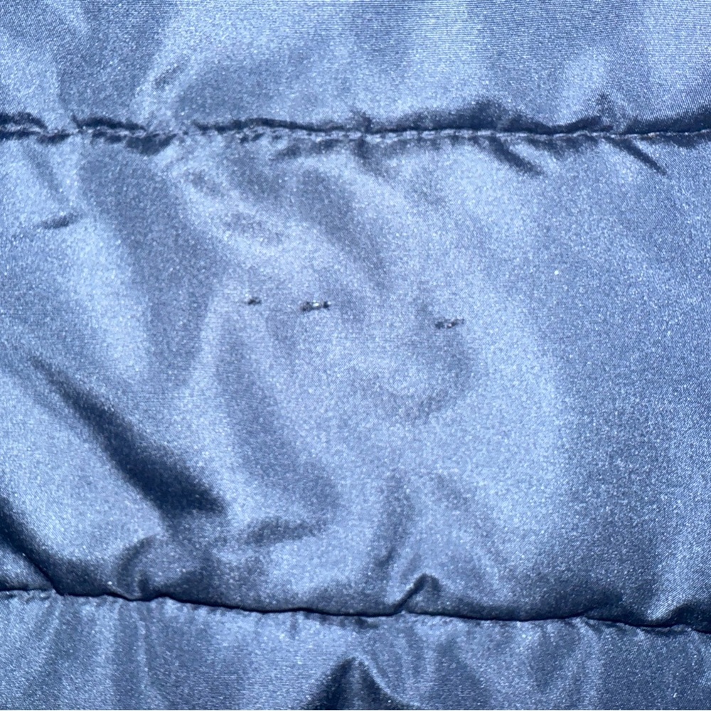 Boys GAP puffer vest - Picture 3 of 4